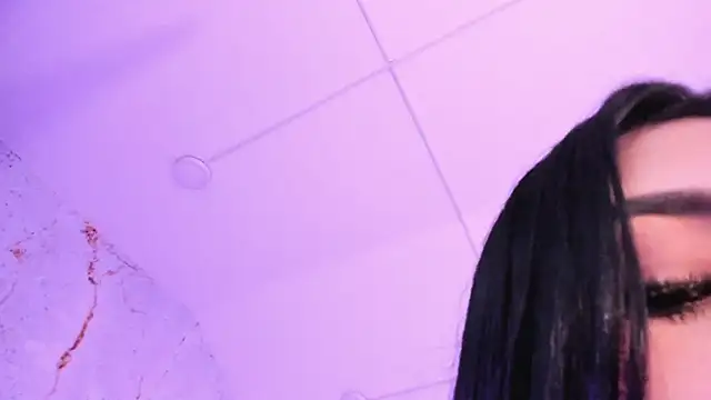 Snapshot of AntonellaRossi chatting on 02/23/25, 01:57 AntonellaRossi online show from 02/23/25, 01:57