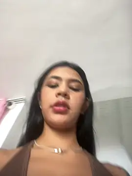 AntonellaRossi online show from 04/22/26, 07:59