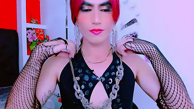 Snapshot of priscilahotker chatting on 01/15/25, 04:04 priscilahotker online show from 01/15/25, 04:04
