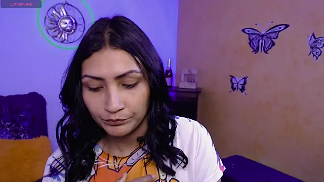 Snapshot of leah-666 chatting on 03/21/25, 01:45 leah-666 online show from 03/21/25, 01:45