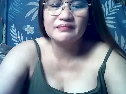 Snapshot of Amazing_Angel22 chatting on 05/11/26, 11:35 Amazing Angel22 online show from 05/11/26, 11:35