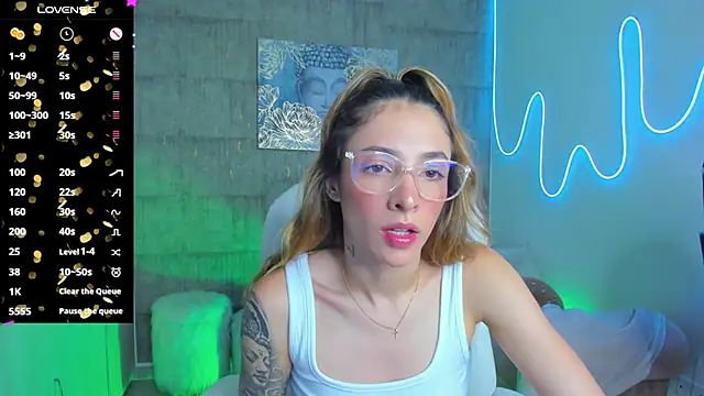 barbie scoth  online show from 03/18/25, 10:15