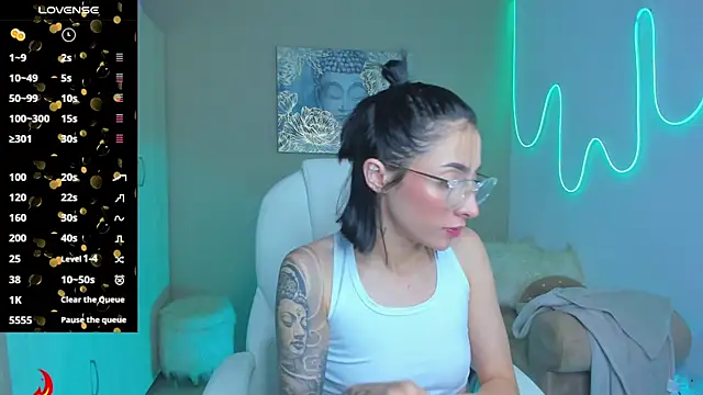 barbie scoth  online show from 09/28/25, 01:44