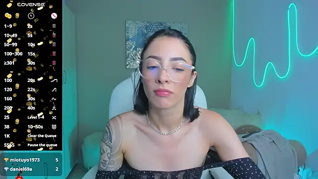 barbie scoth  online show from 09/28/25, 08:03