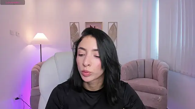 Snapshot of barbie_scoth_ chatting on 12/22/25, 07:44 barbie scoth online show from 12/22/25, 07:44