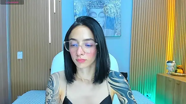 Snapshot of barbie_scoth_ chatting on 05/26/26, 08:27 barbie scoth online show from 05/26/26, 08:27
