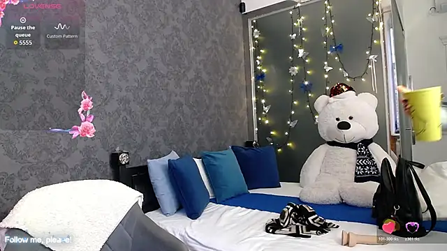 KateJonson online show from 12/03/25, 07:38