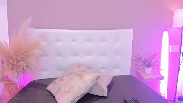 MelanyShayk online show from 03/12/25, 02:56