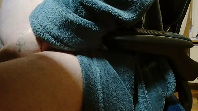 suedel65 online show from 03/09/25, 05:11