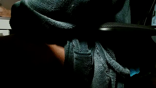 suedel65 online show from 11/09/25, 04:11