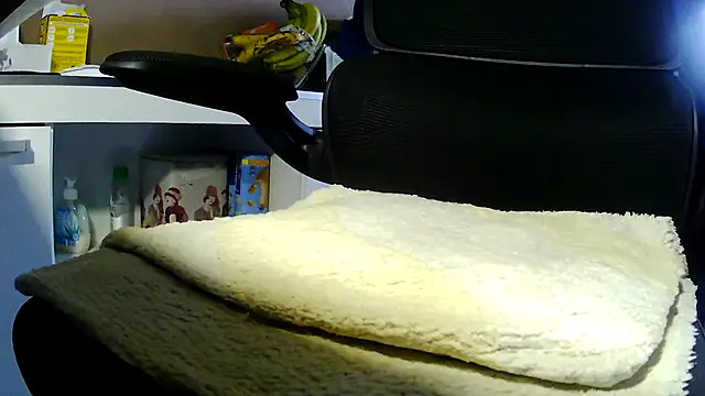 suedel65 online show from 01/18/26, 03:27