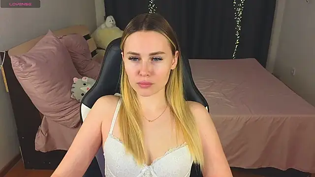 Snapshot of Alenca_hot_sex chatting on 02/09/25, 02:50 Alenca hot sex online show from 02/09/25, 02:50