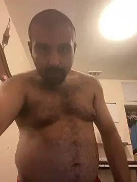 Snapshot of imyogi23 chatting on 12/22/25, 05:26 imyogi23 online show from 12/22/25, 05:26