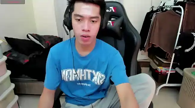 Snapshot of Lightjt04 chatting on 03/18/25, 11:31 Lightjt04 online show from 03/18/25, 11:31