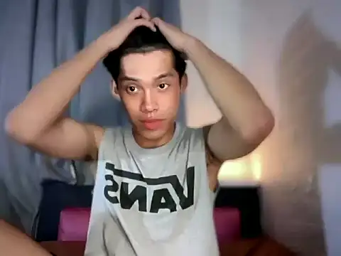 Lightjt04 online show from 04/24/26, 02:30