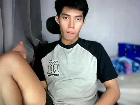 Snapshot of Lightjt04 chatting on 05/10/26, 04:34 Lightjt04 online show from 05/10/26, 04:34