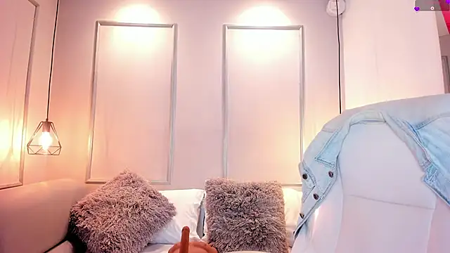 Snapshot of _BunnyNaugthy chatting on 02/17/25, 02:59 BunnyNaugthy online show from 02/17/25, 02:59