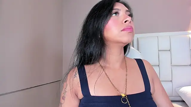 Snapshot of _BunnyNaugthy chatting on 10/06/25, 12:46 BunnyNaugthy online show from 10/06/25, 12:46