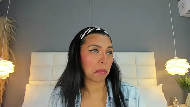 Snapshot of _BunnyNaugthy chatting on 02/07/26, 05:16 BunnyNaugthy online show from 02/07/26, 05:16