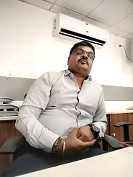 Desi Londa 143 online show from 03/19/26, 09:35