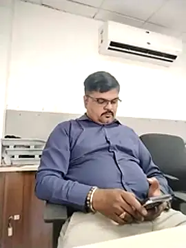 Desi Londa 143 online show from 03/24/26, 09:03