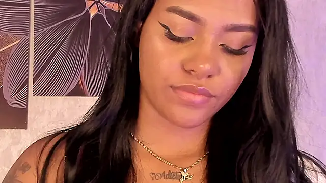 Snapshot of Emma_Morgann chatting on 12/06/24, 11:44 Emma Morgann online show from 12/06/24, 11:44