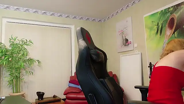 HotLana69 online show from 03/01/25, 06:00