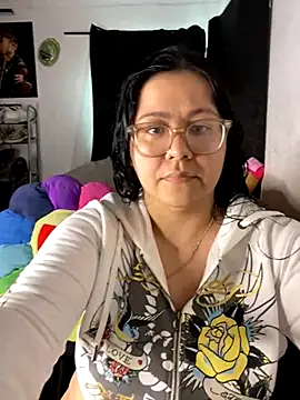 MsConejitaa online show from 09/28/25, 04:23