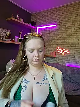 Melissa1994- online show from 04/21/26, 01:39