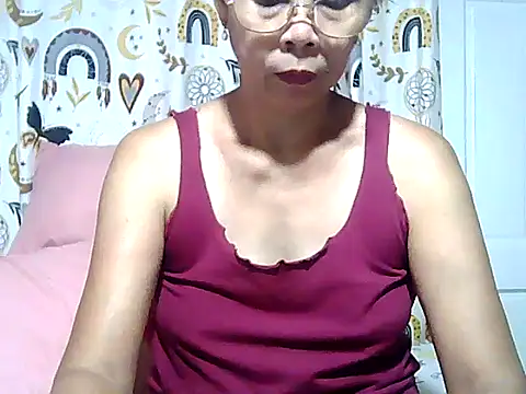 urwife tobe online show from 04/28/26, 03:00