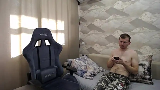 SerzhKorol1 online show from 10/27/25, 06:50