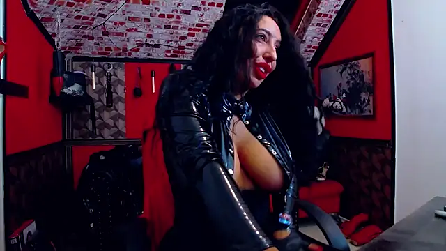 DommeBellatrix online show from 10/07/25, 05:15