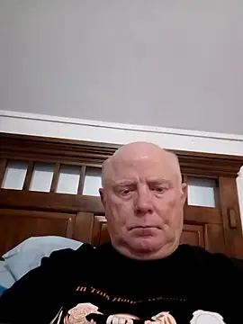 bigspike1960 online show from 10/28/25, 08:51