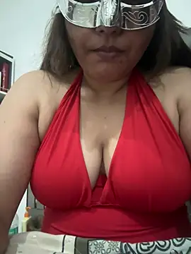 Snapshot of Rubinaxxx chatting on 07/22/26, 07:22 Rubinaxxx online show from 07/22/26, 07:22