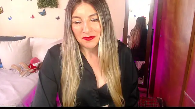 Jolie-Mature online show from 04/14/26, 07:31