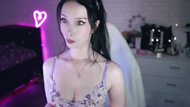  Uindi  online show from 03/18/25, 07:08