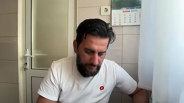 Snapshot of TigerOne19 chatting on 06/16/26, 04:37 TigerOne19 online show from 06/16/26, 04:37
