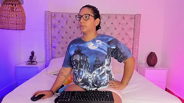 DanielleEvans  online show from 03/10/25, 11:10