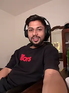  IRRESISTIBLE  online show from 02/28/25, 04:31