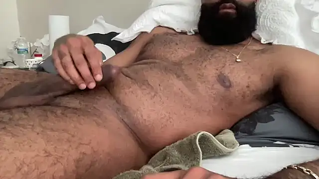 Snapshot of waveonce- chatting on 12/05/25, 08:16 waveonce- online show from 12/05/25, 08:16