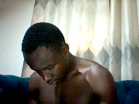 Snapshot of mclntz_bbc chatting on 07/25/26, 12:03 mclntz bbc online show from 07/25/26, 12:03