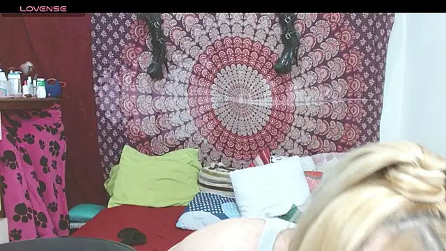 elena evans online show from 01/27/25, 09:00