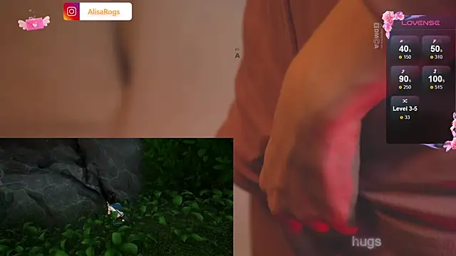 Snapshot of AlisaRogs chatting on 03/15/25, 12:36 AlisaRogs online show from 03/15/25, 12:36