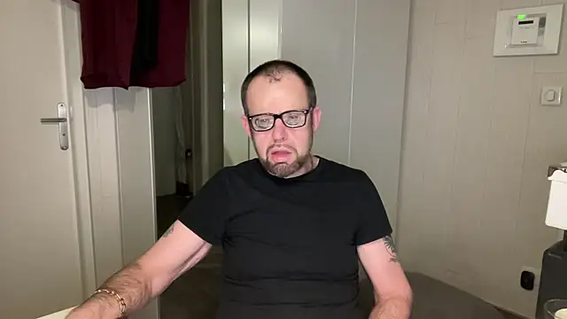 FABIOGLASSES online show from 02/10/26, 07:51