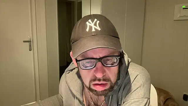 FABIOGLASSES online show from 03/15/26, 11:22