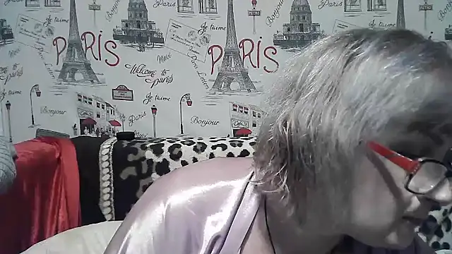 Snapshot of Gina_Marlyn chatting on 12/15/24, 08:25 Gina Marlyn online show from 12/15/24, 08:25