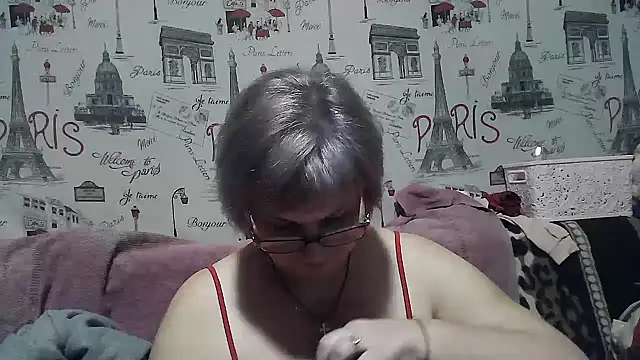 Snapshot of Gina_Marlyn chatting on 12/30/24, 05:55 Gina Marlyn online show from 12/30/24, 05:55