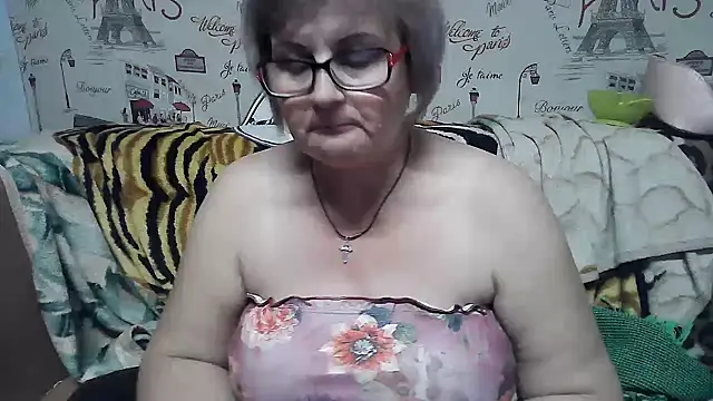 Snapshot of Gina_Marlyn chatting on 01/13/25, 06:27 Gina Marlyn online show from 01/13/25, 06:27