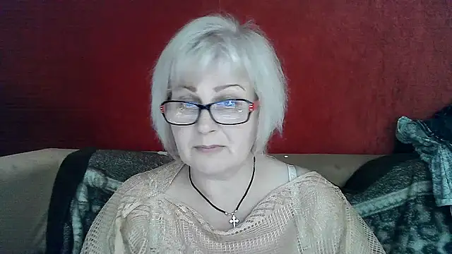 Snapshot of Gina_Marlyn chatting on 03/21/25, 09:45 Gina Marlyn online show from 03/21/25, 09:45