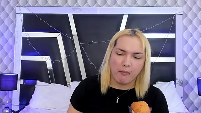 katya kozlov online show from 11/19/25, 03:06